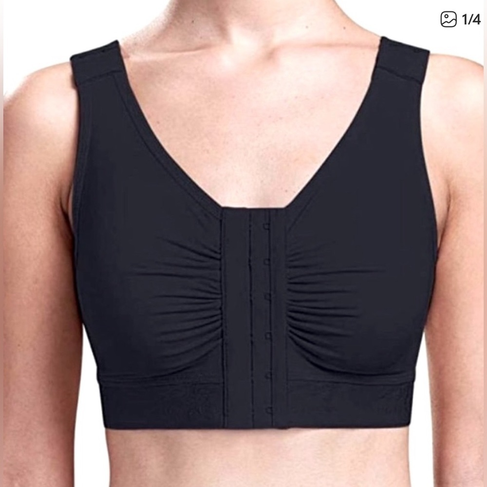 Front-Closure Wireless Comfort Bra in Black